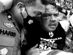 Arnol Sinaga: Ade Armando Abaikan Ketegasan Presiden Jokowi Menolak Tiga Periode, Jadinya Ya Begini