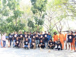 Ganjar Milenial Center Wilayah NTT Laksanakan Bakti Sosial di Taman Nostalgia Kota Kupang