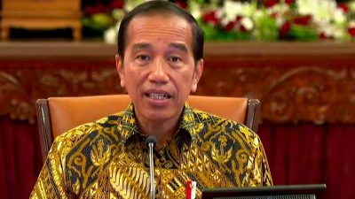 Presiden Jokowi Cabut PPKM di Seluruh Indonesia