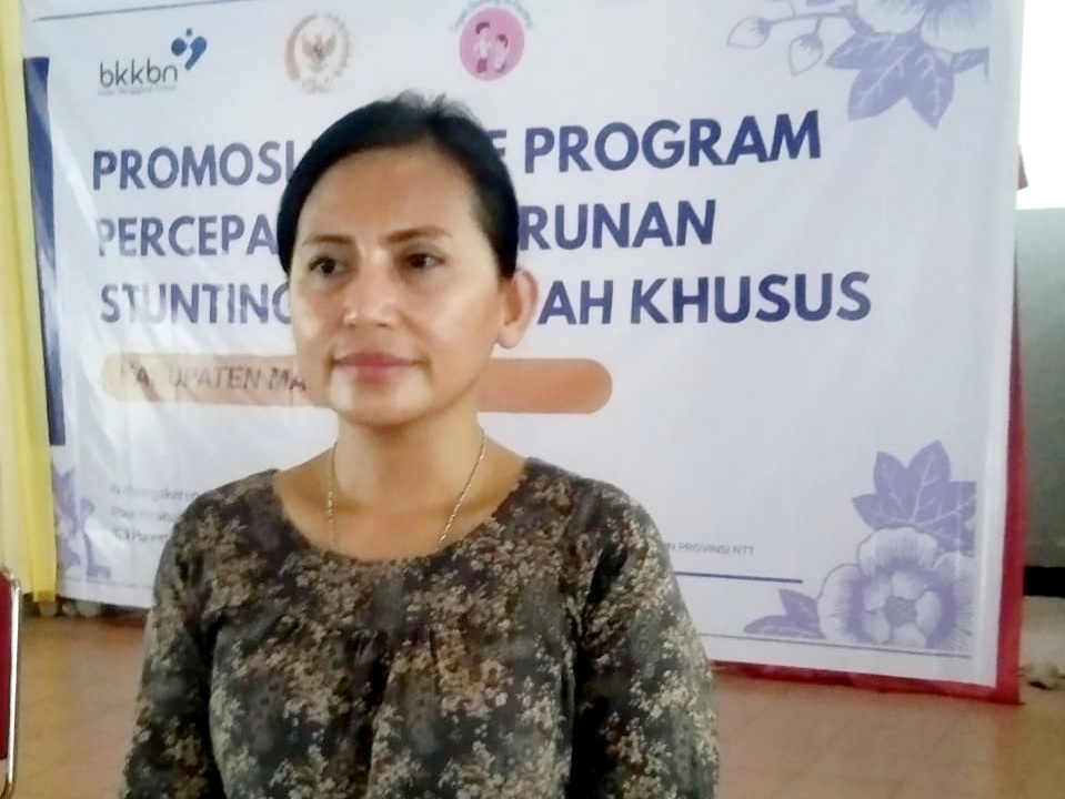 BKKBN Gandeng Wakil Ketua Komisi IX DPR RI MLL Gelar KIE Program PPS di Malaka