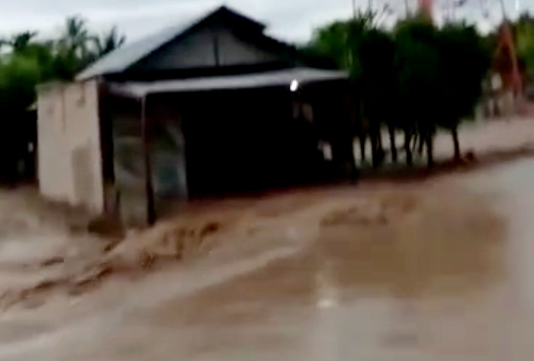 Curah Hujan Sangat Tinggi Hantui NTT, 8 Desa di Kabupaten Malaka Terendam Banjir
