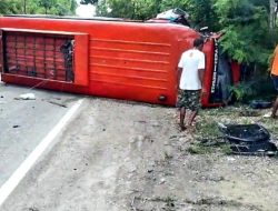 Breaking News; Bus AM KENY DH 7085 AA Terbalik di Takari, Kabupaten Kupang